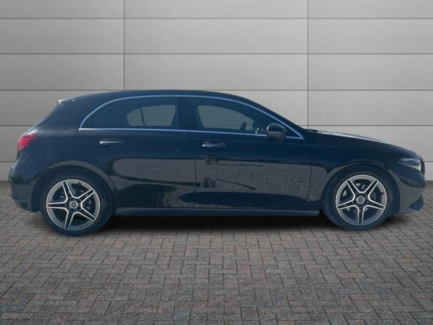 Mercedes-Benz Classe A - W177 A 180 d AMG Line Premium Plus auto - Foto 3