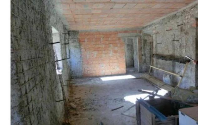 Immobile in asta di 335 m² con più di 5 locali in vendita a Cascia - Foto 4