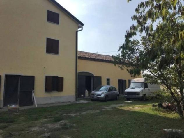 Immobile in asta di 718 m² con più di 5 locali in vendita a Mirandola - Foto 2