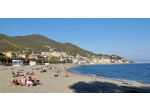VARAZZE CENTRO*MARE a Pochi Metri*Animali Benvenuti*Prenotazioni 2026-2027