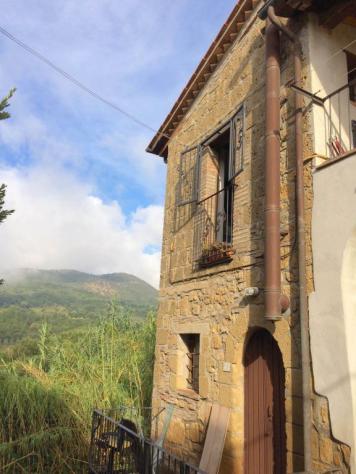 RUSTICO di 6 vani e di 110 mq (SORANO) rif. VA.CAS. - Foto 14