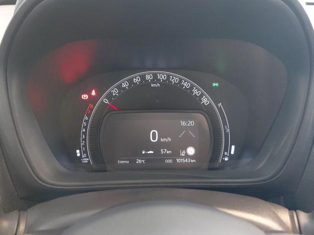 Toyota Aygo X 1.0B (72 CV) Trend Air - Foto 9