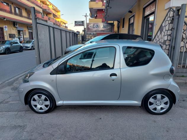 Toyota Aygo 1.0 12V VVT-i Connect - Foto 6