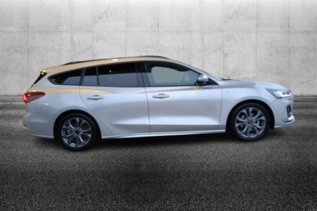 FORD Focus 1.0 EcoBoost Hybrid 155 CV Powershift SW ST-line rif. 23251628 - Foto 4