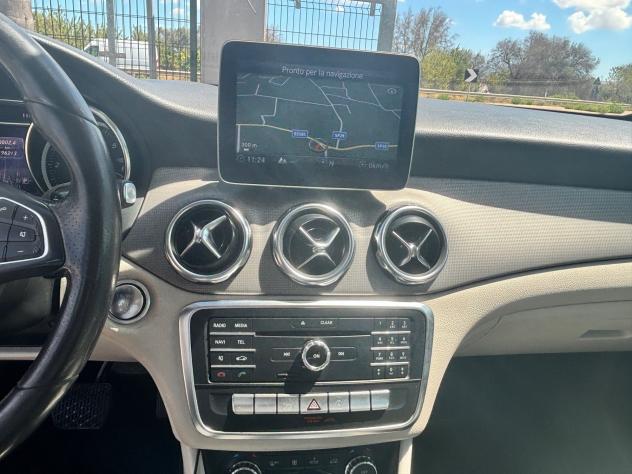 Mercedes-benz GLA 200 d Automatic Premium 12/2018 - Foto 10