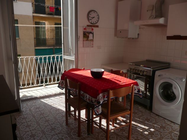 PRIVATO affitta camere a studentesse 340 euro - Foto 5