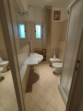 APPARTAMENTO INDIPENDENTE di 4 vani e di 80 mq (VIAREGGIO) rif. AF 0001 - Foto 6