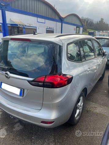 Vari pezzi di ricambio OPEL ZAFIRA - Foto 2