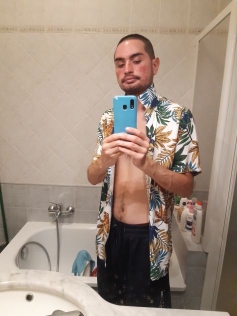 Ragazzo di ancona Tel:3337760935