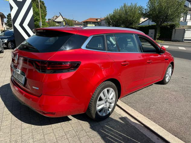 Renault Megane Sporter E-Tech PHEV 1.6 PHEV E-TECH 116KW BUSINESS AUTO - Foto 4