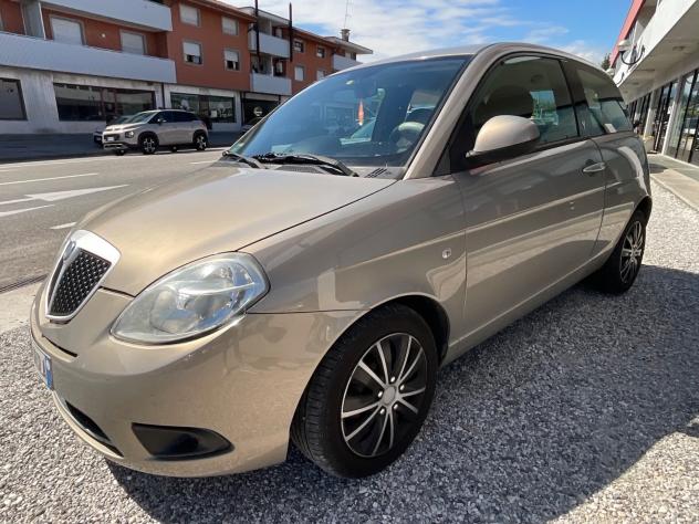 Lancia Ypsilon 1.2 Versus - Foto 8