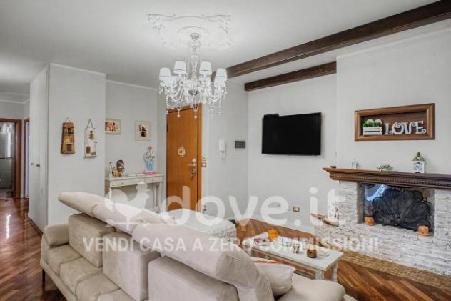 Appartamento di 122 m² con 4 locali e posto auto in vendita a Taranto - Foto 10