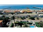 MARINA DI MASSA quadrilocale CENTRALISSIMO 6/7posti, 200m SPIAGGIA