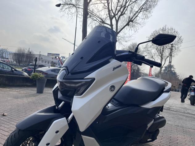Yamaha Nmax 125 pochi km anche patente B - Foto 10