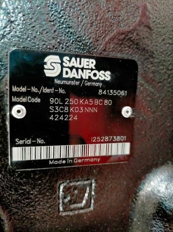 Pompa Danfoss 90L250KA5BC80S3C8K03NNN424224 - Foto 2