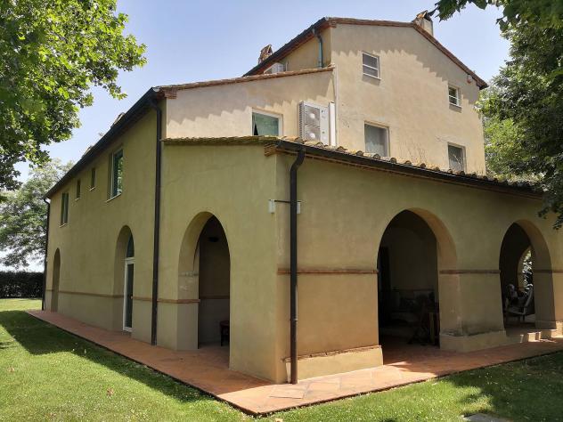 Vendita Rustico casale da 480 mq con giardino con posto auto - Foto 2