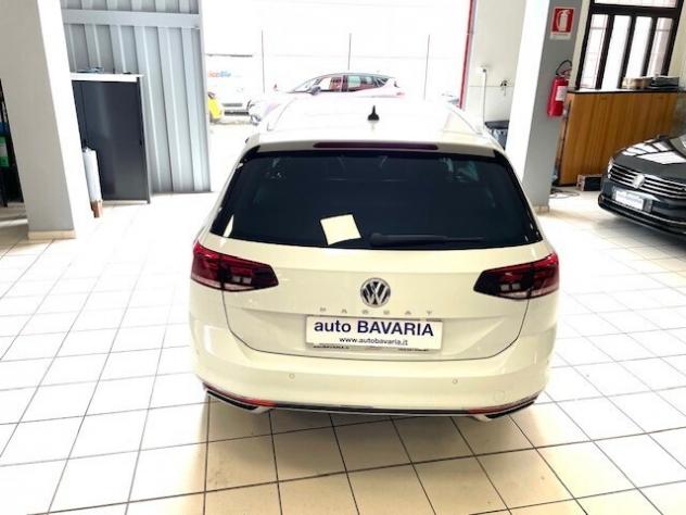 Volkswagen Passat Variant 2.0 TDI SCR EVO DSG Executive - Foto 6
