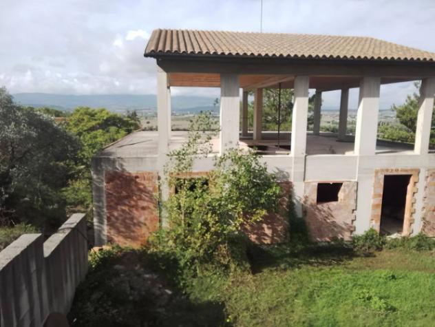 Immobile in asta di 226 m² con più di 5 locali in vendita a Trevi - Foto 2