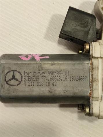 MOTORINO ALZAVETRO ANTERIORE SINISTRO MERCEDES Classe C Berlina W203 A2118201842 990596-101 (0004) - Foto 3