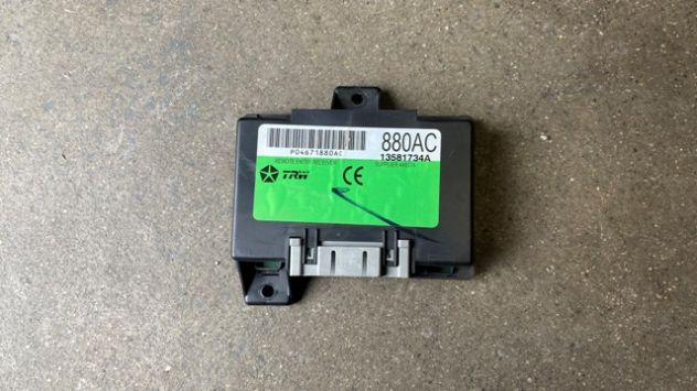 Centralina chiusura centralizzata Chrysler PT Cruiser del 2006 (13581734A)