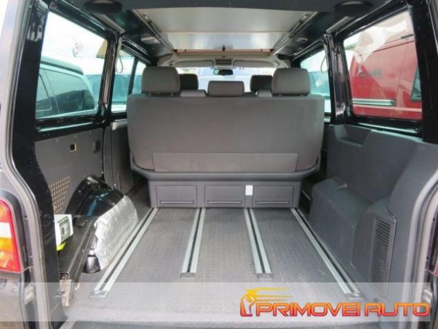 VOLKSWAGEN California 2.5 TDI/130CV Startline rif. 19133622 - Foto 10