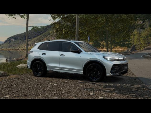 Volkswagen Tiguan 1,5 ETSI ACT R-LINE DSG 150 CV MY 26 - Foto 3