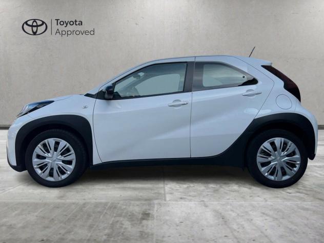 Toyota Aygo X 1.0 Active 72cv s-cvt - Foto 2