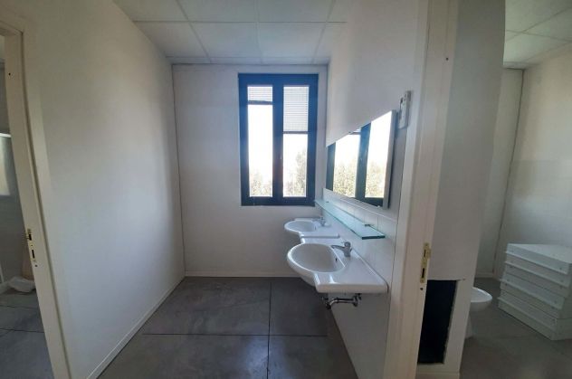 CAPANNONI POLIFUNZIONALI 675 MQ PRIMO PIANO A CALCINELLI (PU) - Foto 10