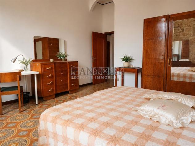 Appartamento in palazzo storico con garage e cantina - Foto 7