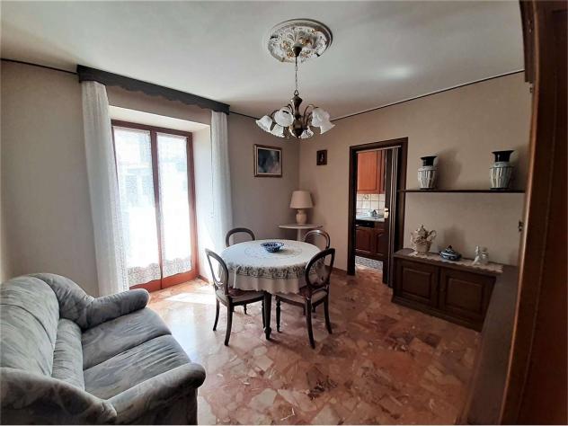 V000351 - APPARTAMENTO CON VERANDA, GARAGE E GIARDINO - Foto 7