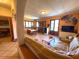Casa semindipendente in affitto a Cinquale - Montignoso 150 mq  Rif: 897212