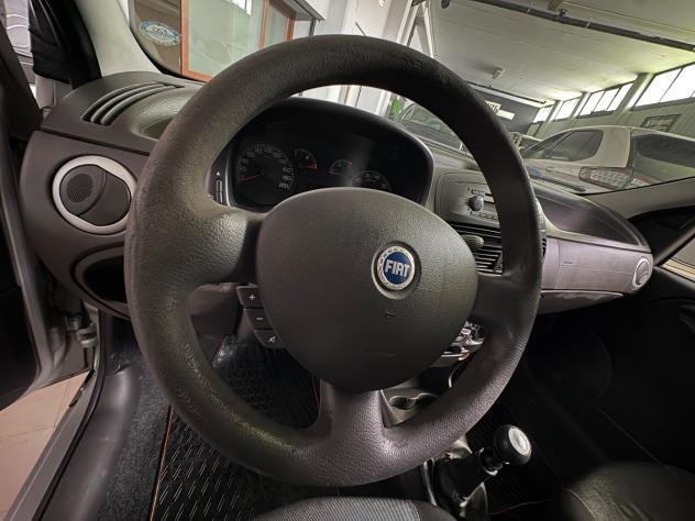 Fiat Punto Classic 1.2 benzina 60cv 2007 neopatentati - Foto 10