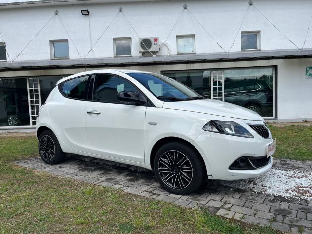 Lancia Ypsilon 1.0 FireFly 70cv Hybrid Gold - Foto 5
