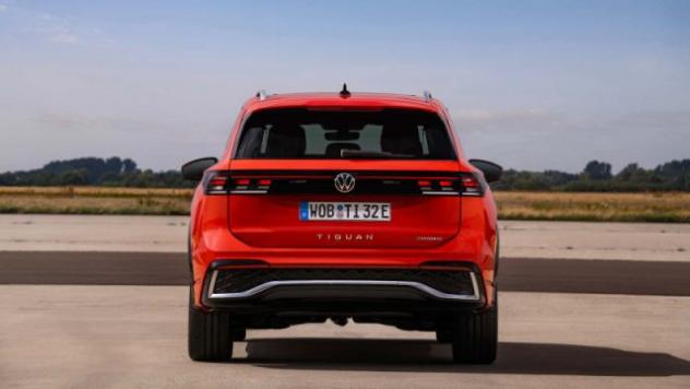 VOLKSWAGEN Tiguan 2.0 TDI 193 CV DSG 4MOTION Edition Plus rif. 23255589 - Foto 6
