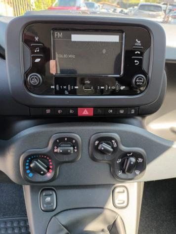 FIAT Panda 1000 HYBRID 70 CV PACK CITY 5 POSTI USB ITALIA rif. 23993226 - Foto 9
