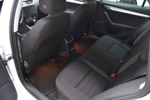 SKODA Octavia 1.5 DSG Wagon Ambition G-Tec rif. 24108443 - Foto 10