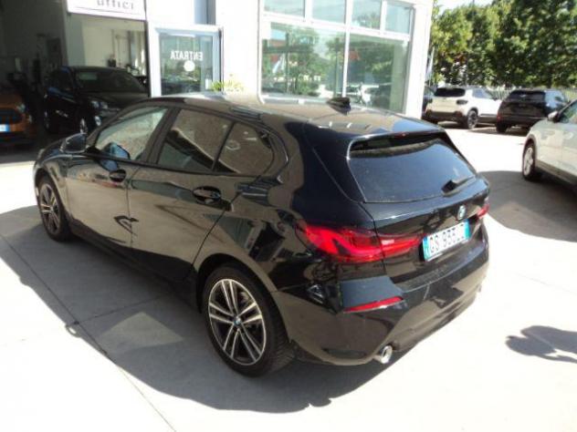 BMW 118 d 5p. Business Advantage rif. 23772371 - Foto 5