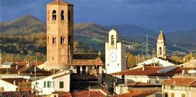 BORGO SAN LORENZO ATTICO 7 VANI TERRAZZE BALCONI POSTO AUTO GARAGE CANTINA