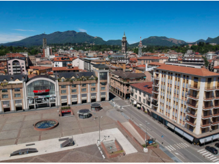 Luminoso bilocale mansardato 55mq - VARESE