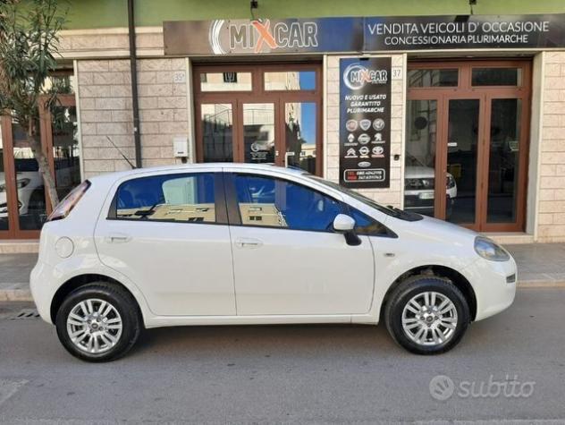 Fiat Punto 1.4 8V Natural Power Lounge NAVI - Foto 8