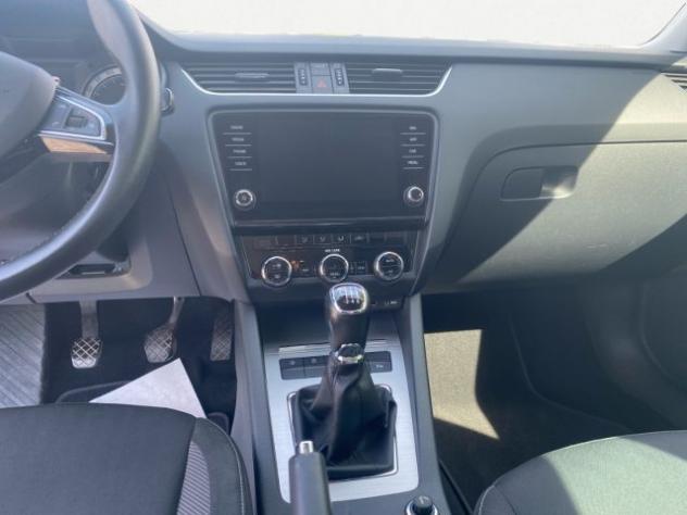 SKODA Octavia 2.0 TDI Executive rif. 24047318 - Foto 9