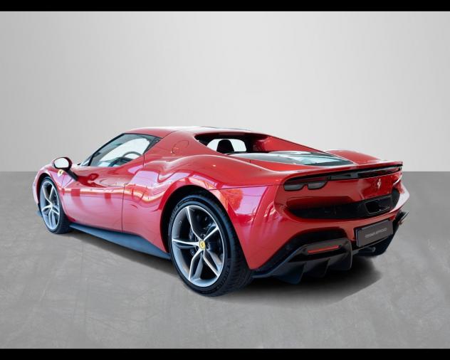 Ferrari 296 GTB 3.0 Hybrid DCT - Foto 9