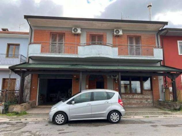 Immobile in asta di 254 m² con più di 5 locali e box auto doppio in vendita a Montecalvo Irpino - Foto 3