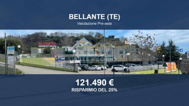 Immobile in asta di 311 m² con più di 5 locali in vendita a Bellante