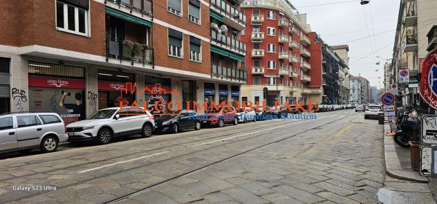 MILANO, VIA RUBENS 14 - VENDESI NEGOZIO 3 VETRINE 105 MQ ca. A REDDITO 8% ca. - Foto 3