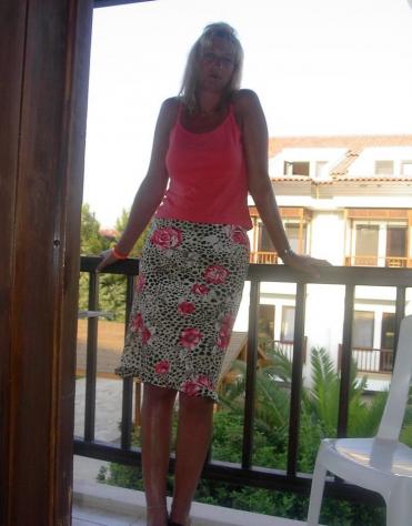 Donna di Potenza, 47 anni. Fisico Sportivo Tel: