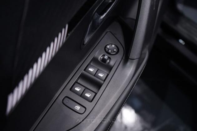PEUGEOT 2008 1.2 PureTech 100cv S&S Allure rif. 24094190 - Foto 10