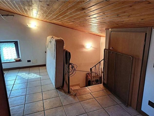 Immobile in asta di 394 m² con più di 5 locali e box auto in vendita a Lonate Ceppino - Foto 9