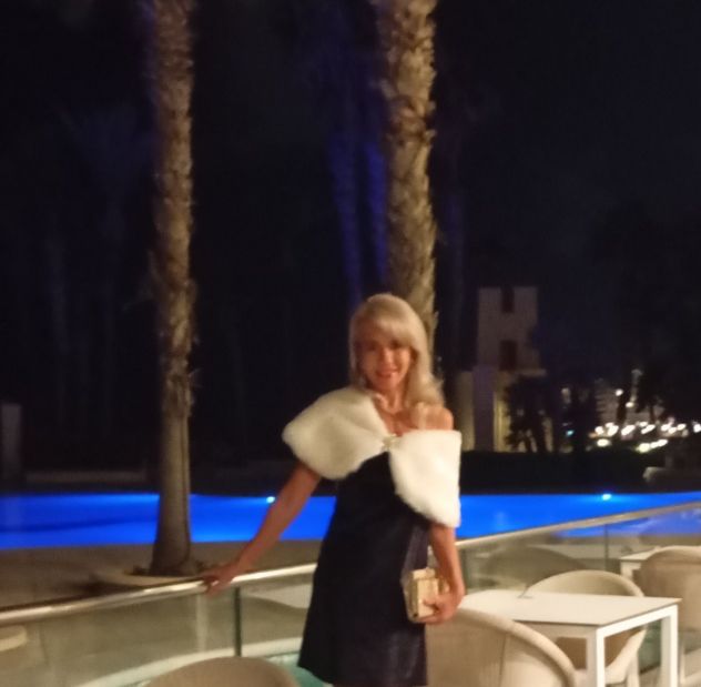 Hostess