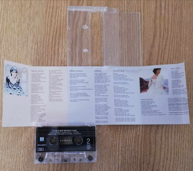 Audiocassetta Enya album "A day without rain" - Foto 2
